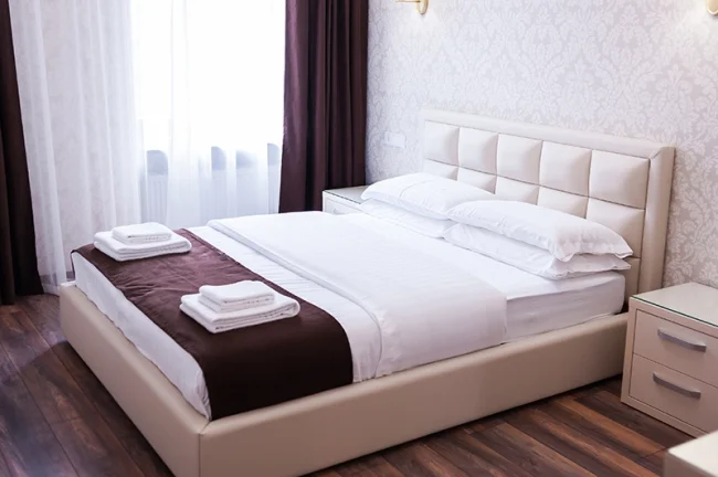 medidas de canapés para camas de matrimonio