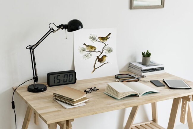 mesas de madera para estudiar