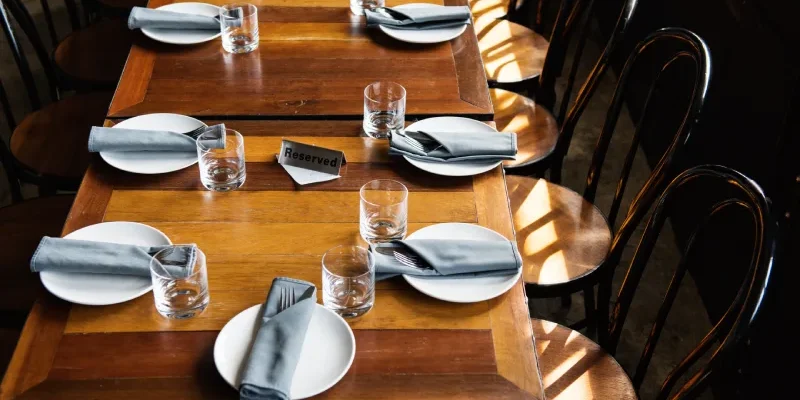 cuidar mesas de restaurantes cuidar mesas de restaurantes