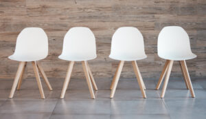 decorar con sillas nórdicas modernas
