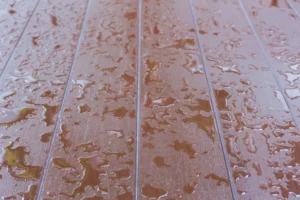 arreglar mueble mojado