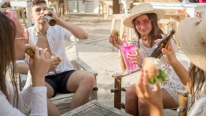 muebles para un chiringuito en la playa